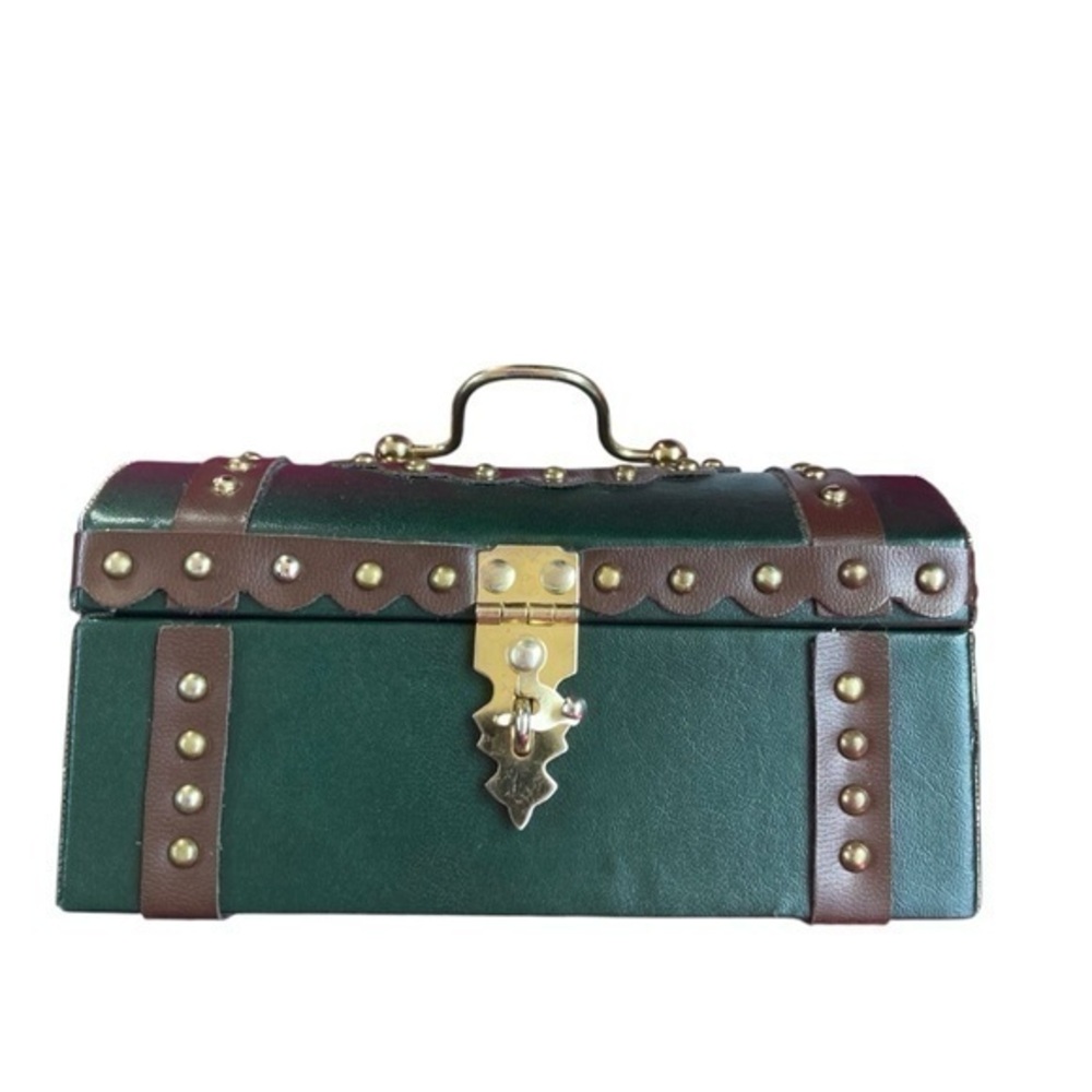 American girl pleasant company vintage Felicity travel trunk